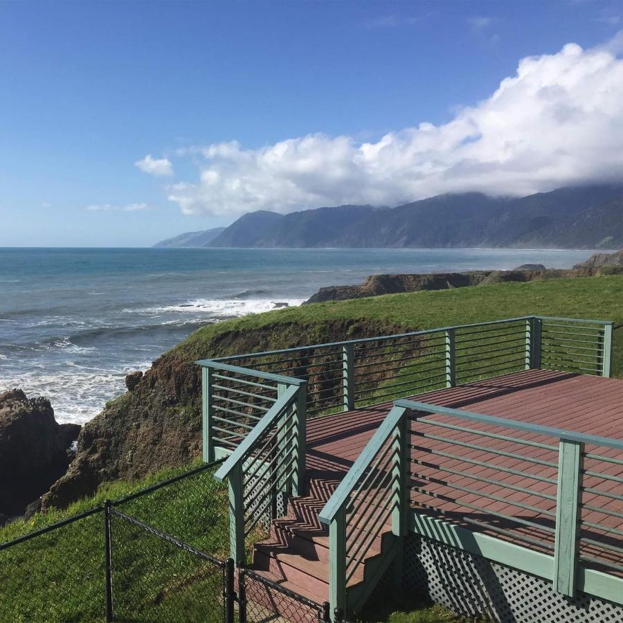 Inn Of The Lost Coast Shelter Cove Exterior photo