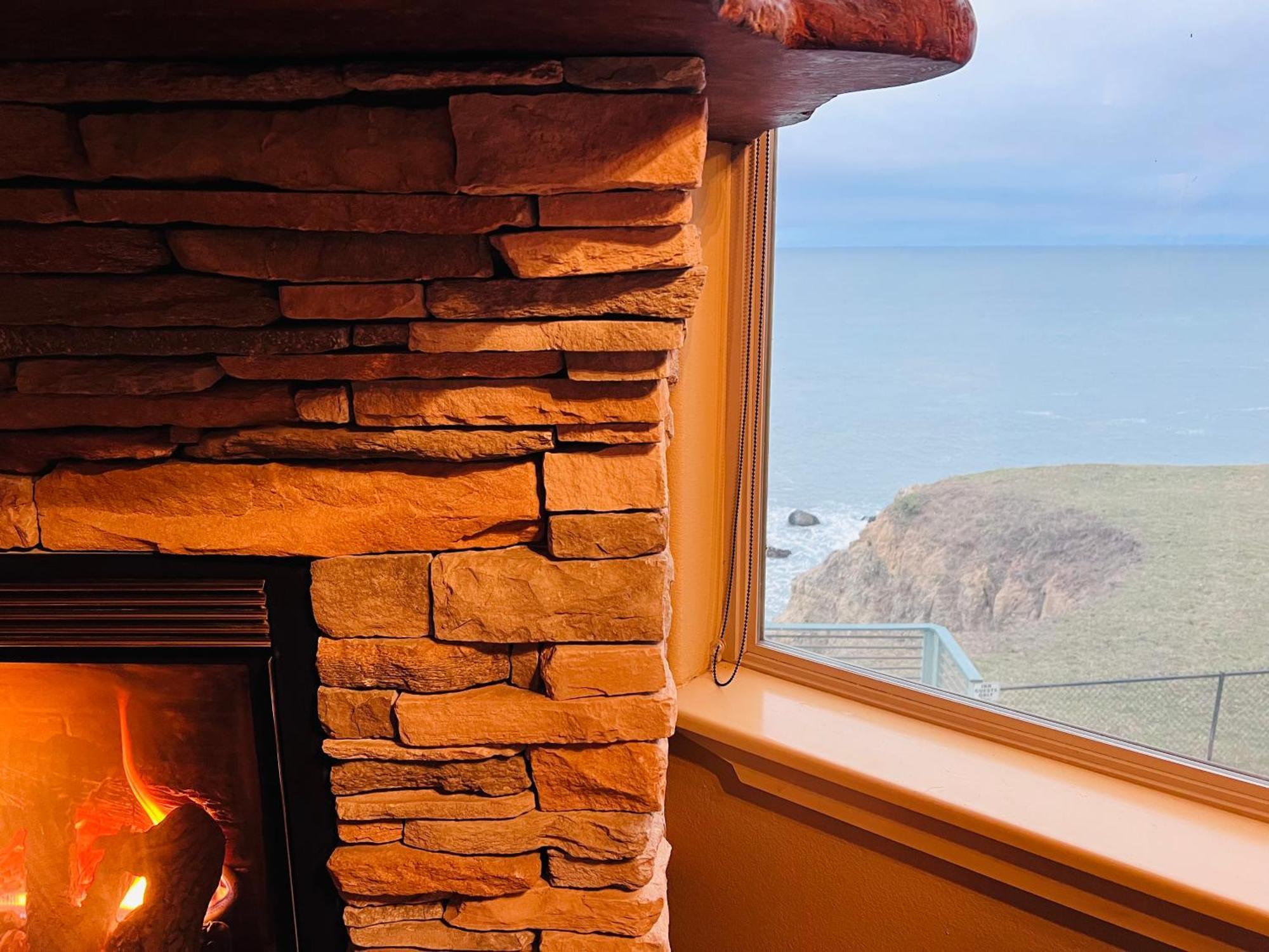 Inn Of The Lost Coast Shelter Cove Exterior photo